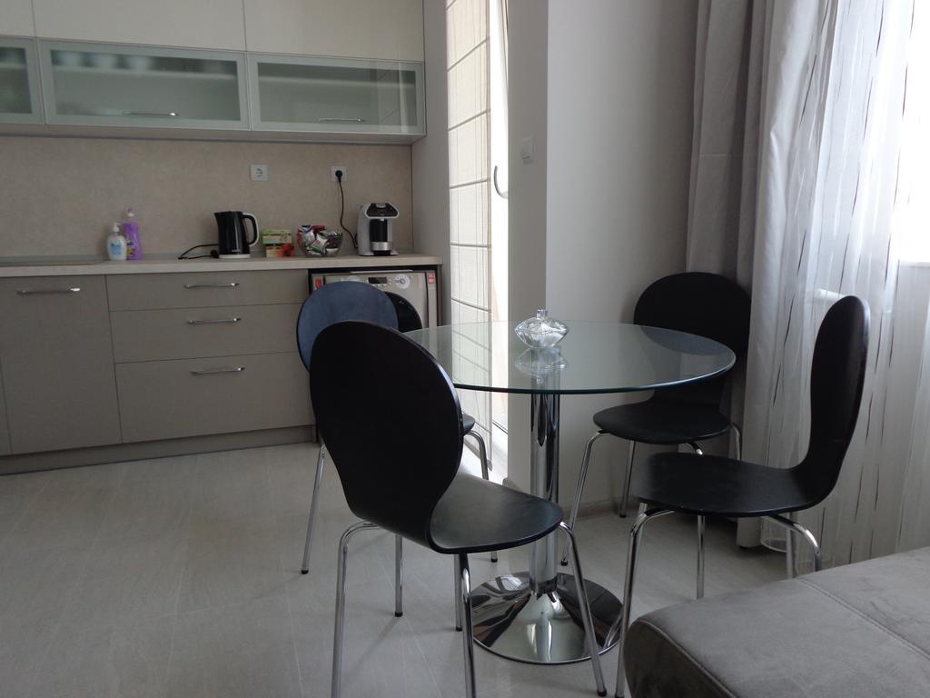 Luxury Apartment Lazur 2 Burgas Екстер'єр фото